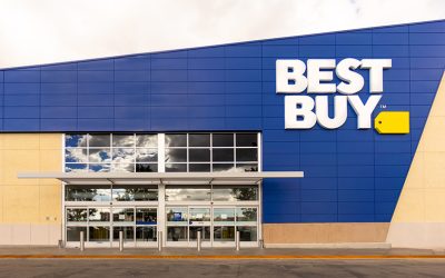 Best Buy Cuts Sales Forecast, as Holiday Shopper’s Hunt For Deals