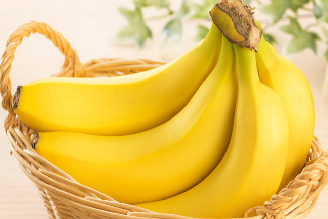5 Foods To Avoid Eating With Bananas